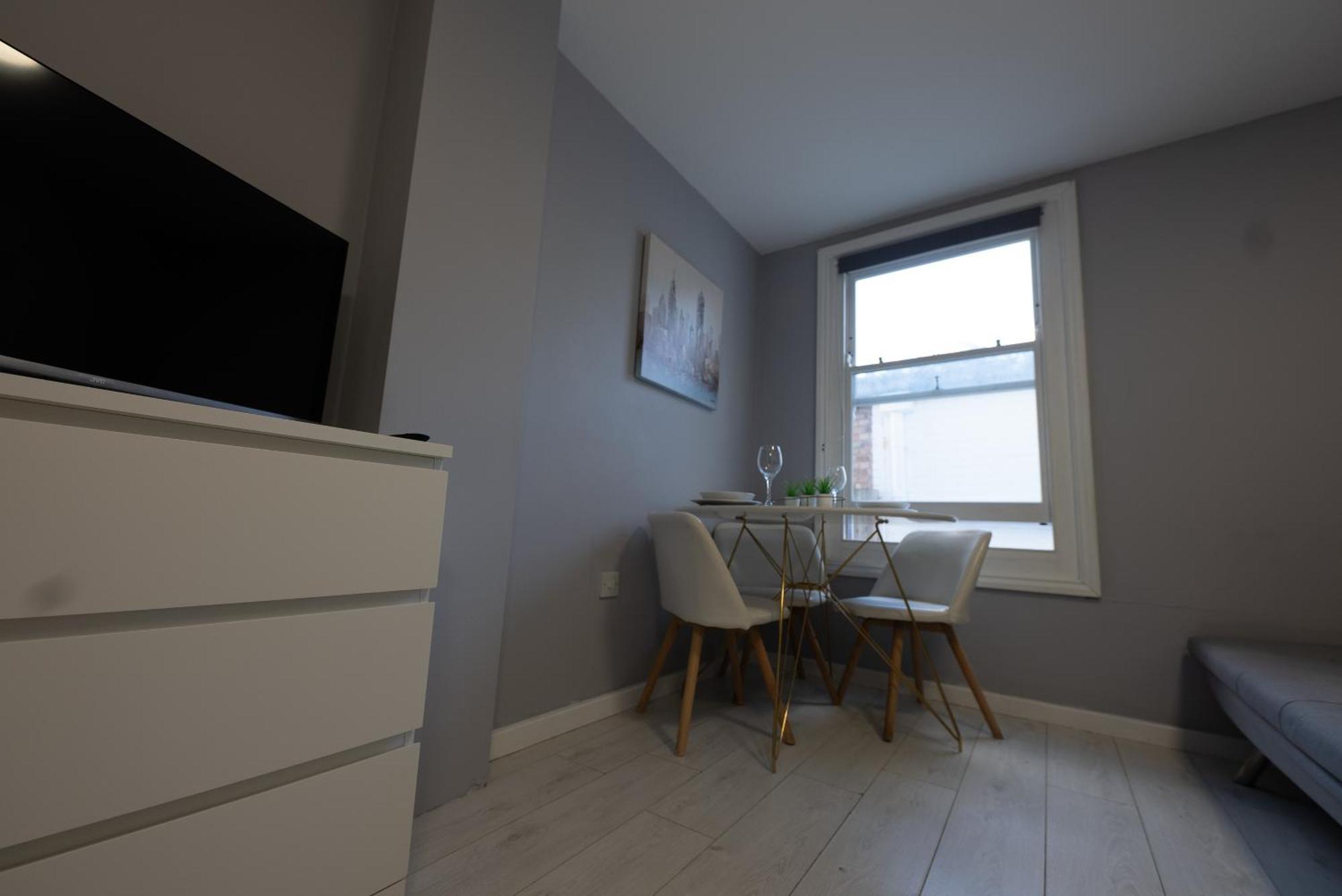 Central Brighton Modern One Bed Apartments Exterior photo